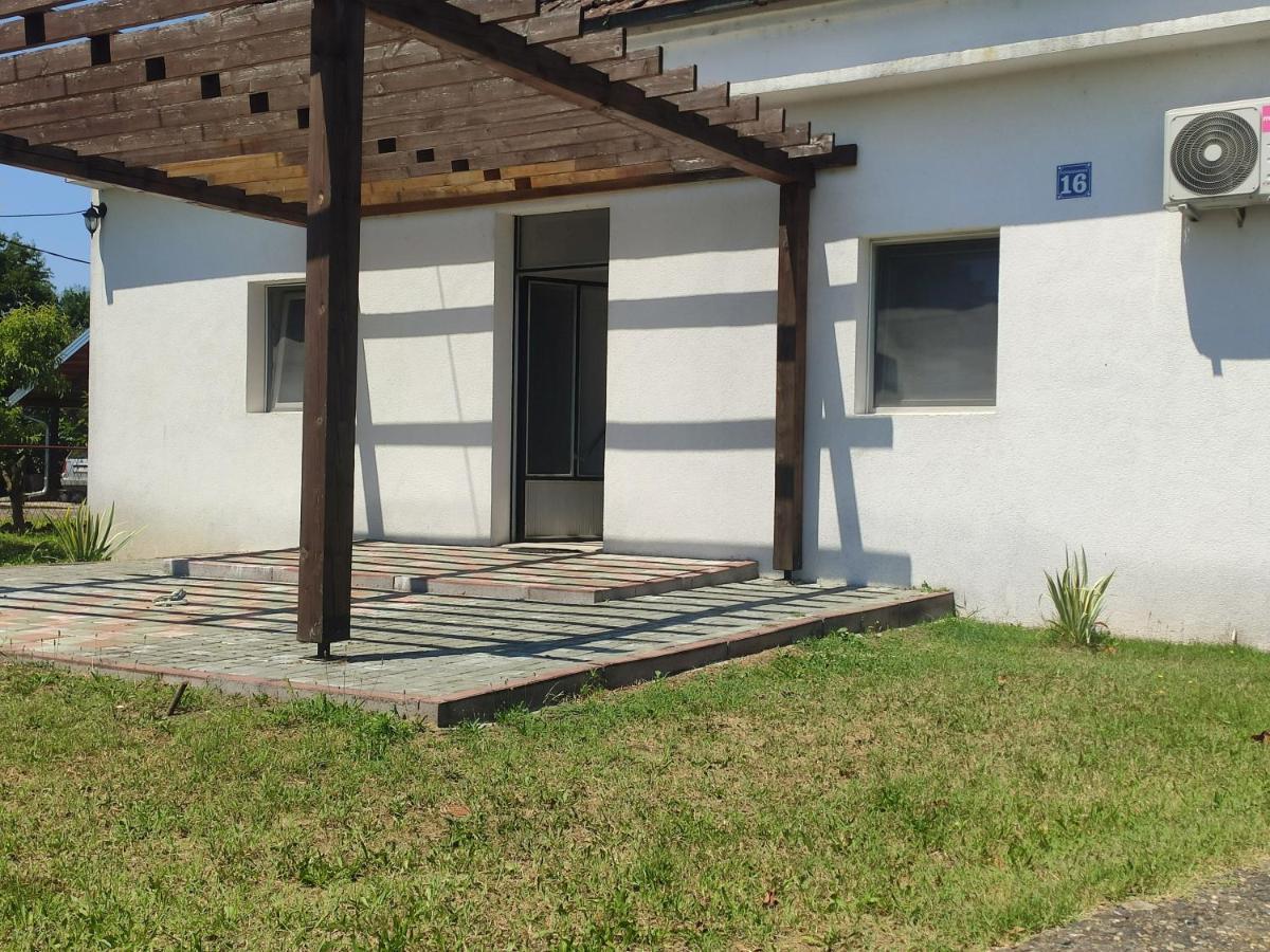 Apartmani Nova Topola Экстерьер фото